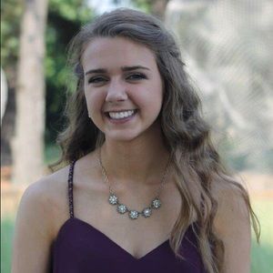 Meet your Posher, Abby